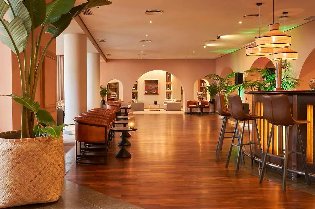 Suite Hotel Eden Mar - Portobay Funchal  4*, Funchal (Madeira)